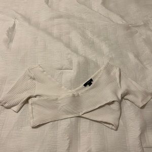 White cropped tshirt